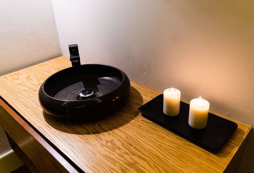 هتل Mercure Baku City