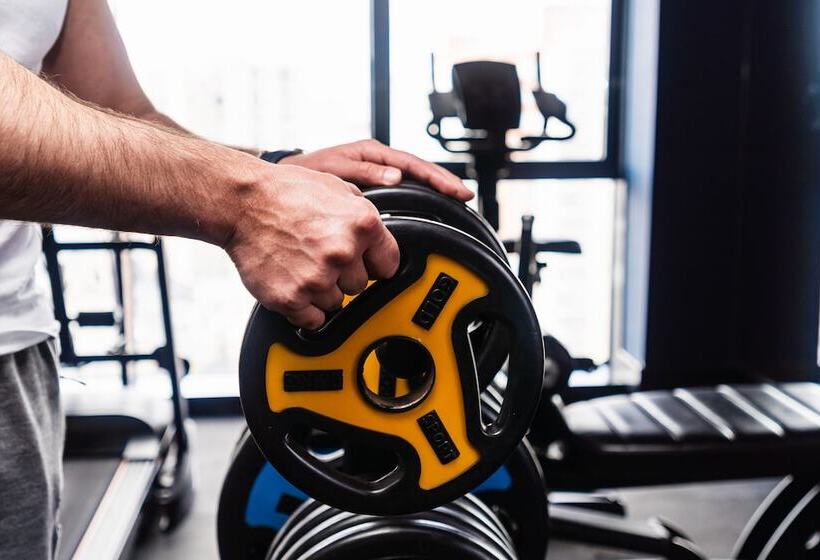 هتل Mercure Baku City