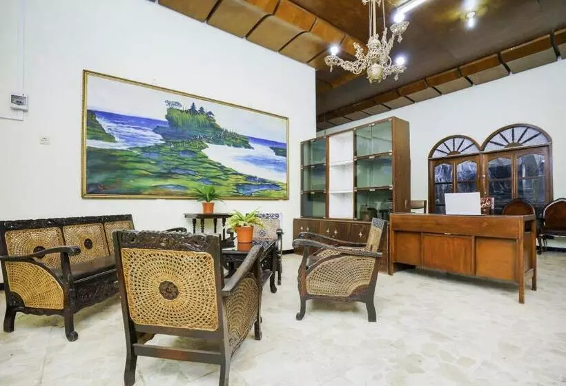 Hotelli Oyo 2004 Penginapan Bidara Syariah