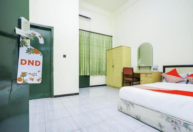 Hotel Oyo 2004 Penginapan Bidara Syariah