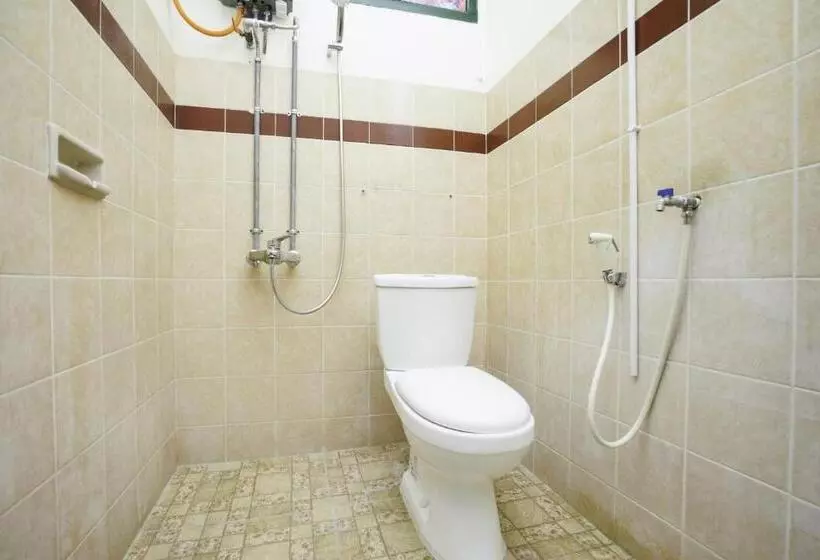 Hotelli Oyo 2004 Penginapan Bidara Syariah