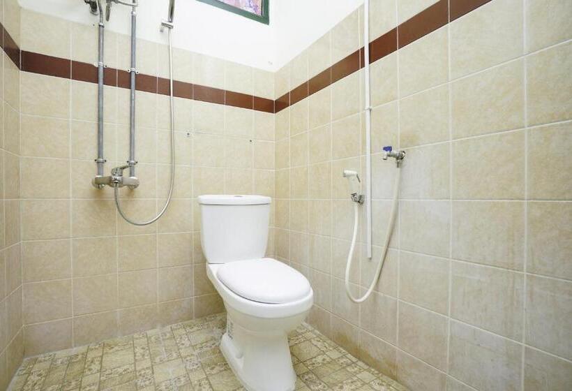 Hotel Oyo 2004 Penginapan Bidara Syariah