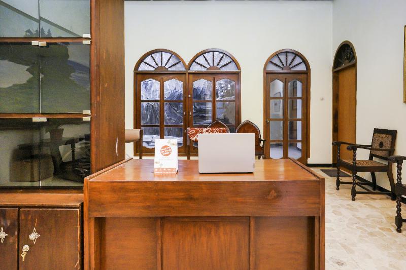 Hotel Oyo 2004 Penginapan Bidara Syariah