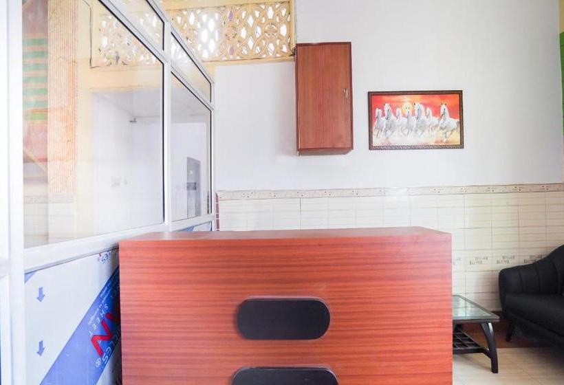 Отель Oyo 64665 Readyx