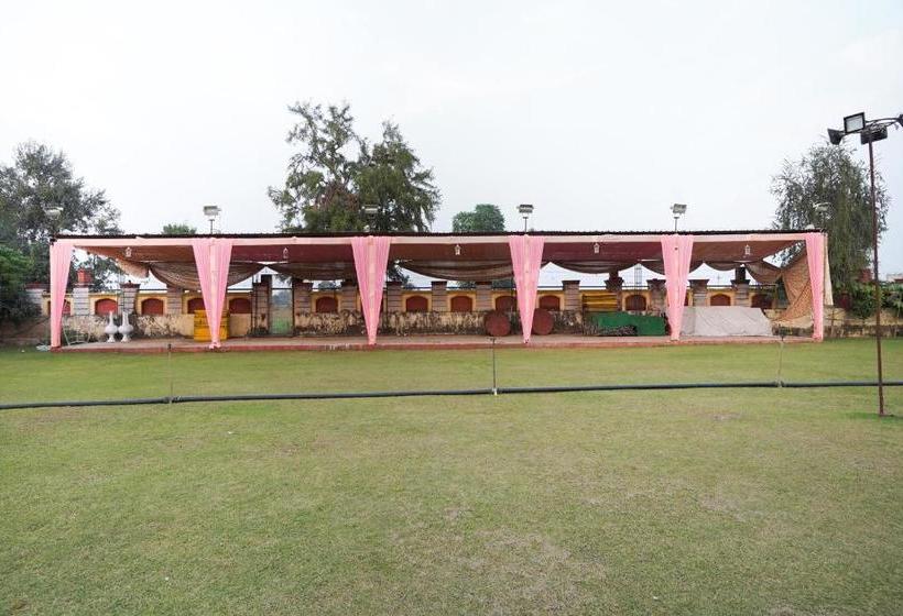 Отель Oyo 64665 Readyx