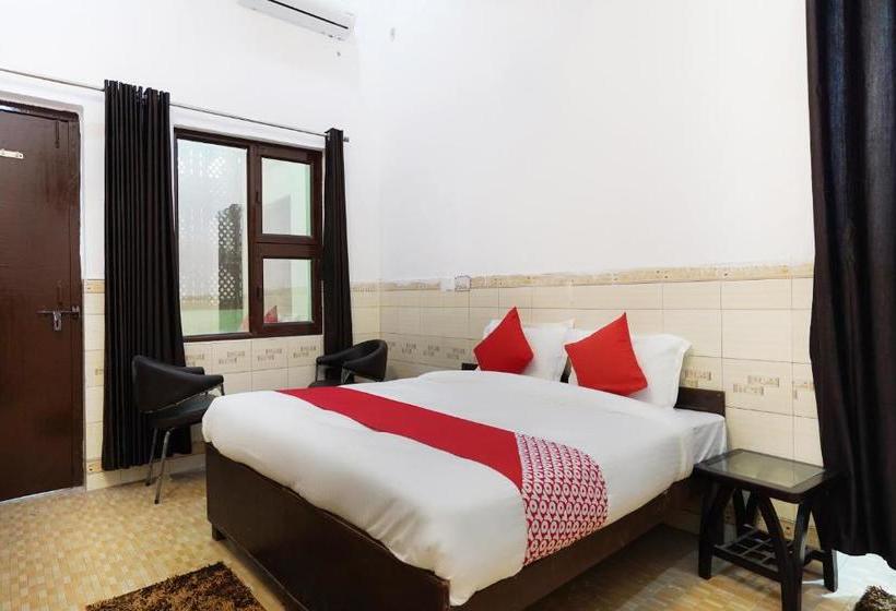 Отель Oyo 64665 Readyx