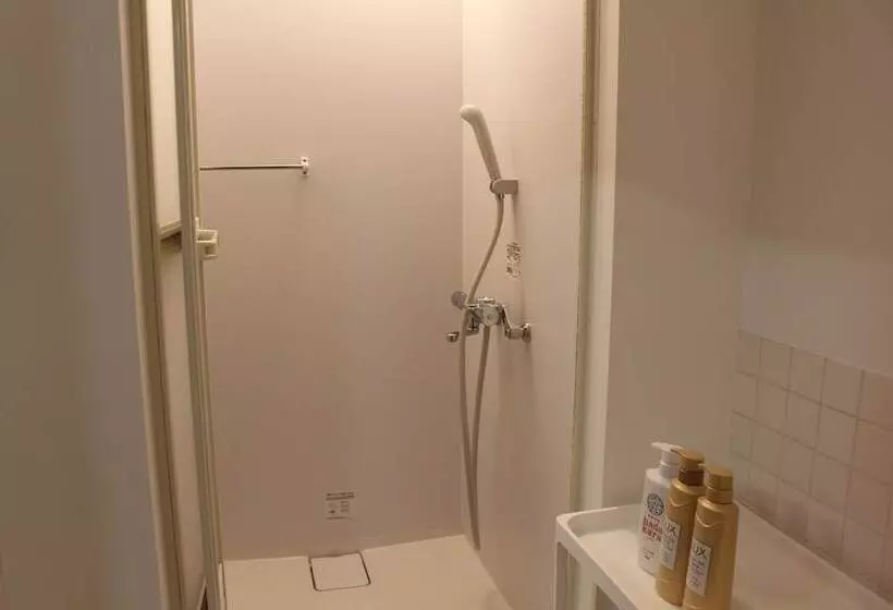 پانسیون Guest House Banvina Shiroyama   Hostel