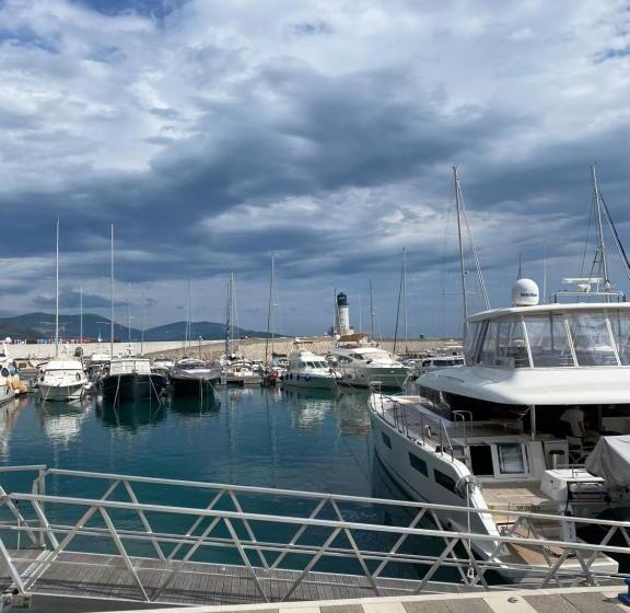 Apartments Villa Viktoria