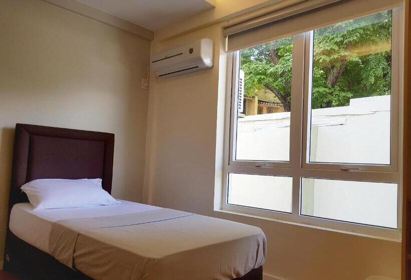 پانسیون The Leaf House