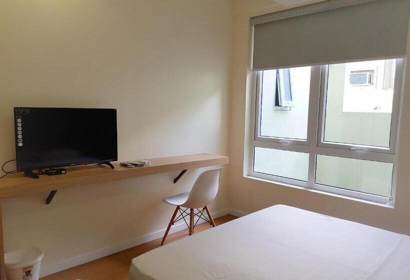 پانسیون The Leaf House