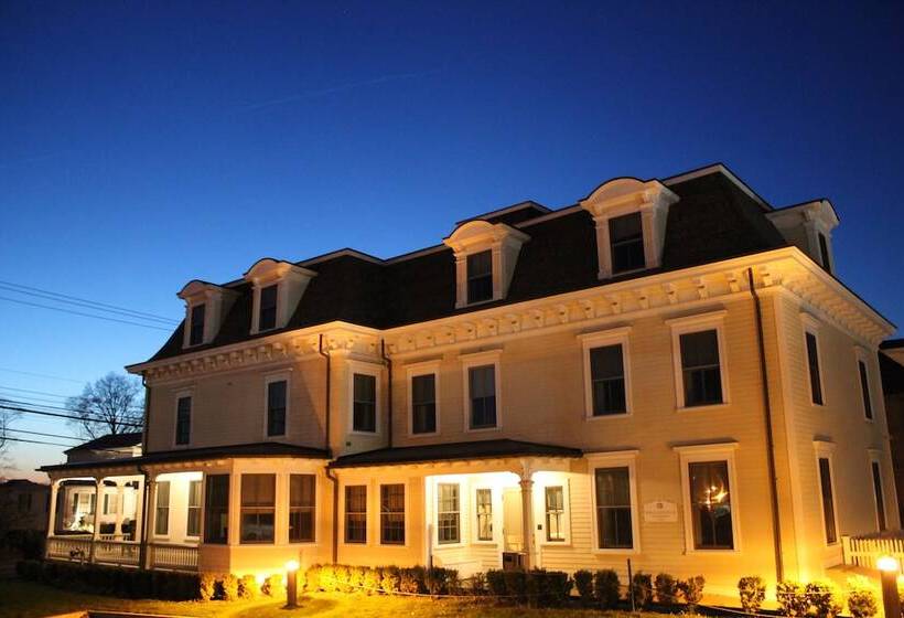 Guesthouse At Norwalk Inn