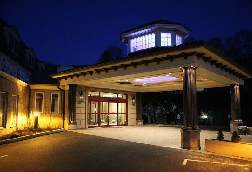 Guesthouse At Norwalk Inn