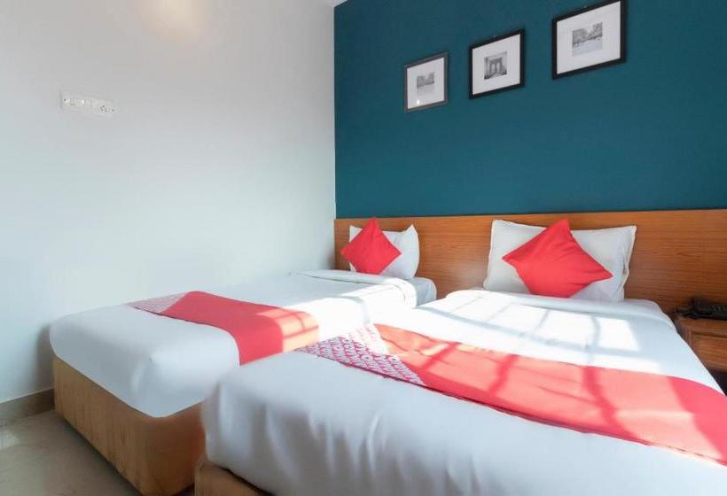 Отель Oyo 67280 Rvs Silverkey