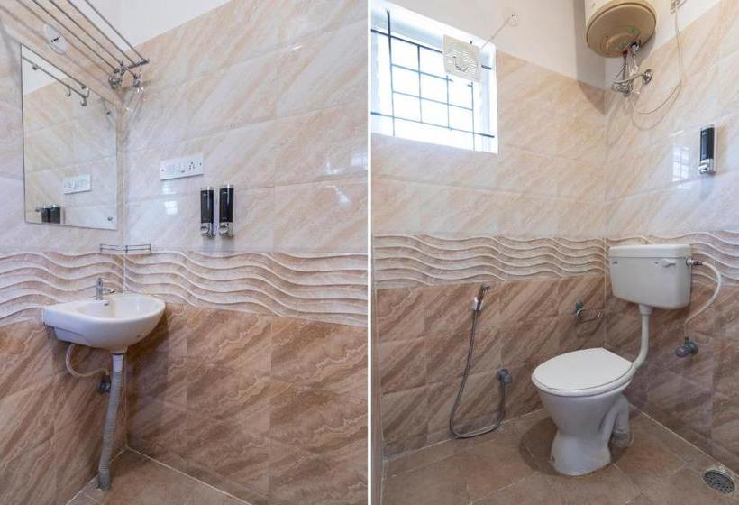 Отель Oyo 67280 Rvs Silverkey