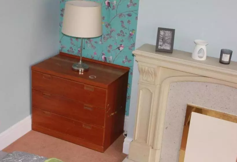 Majatalo Beautiful Ensuite Beachfront Room Worthing Homestay