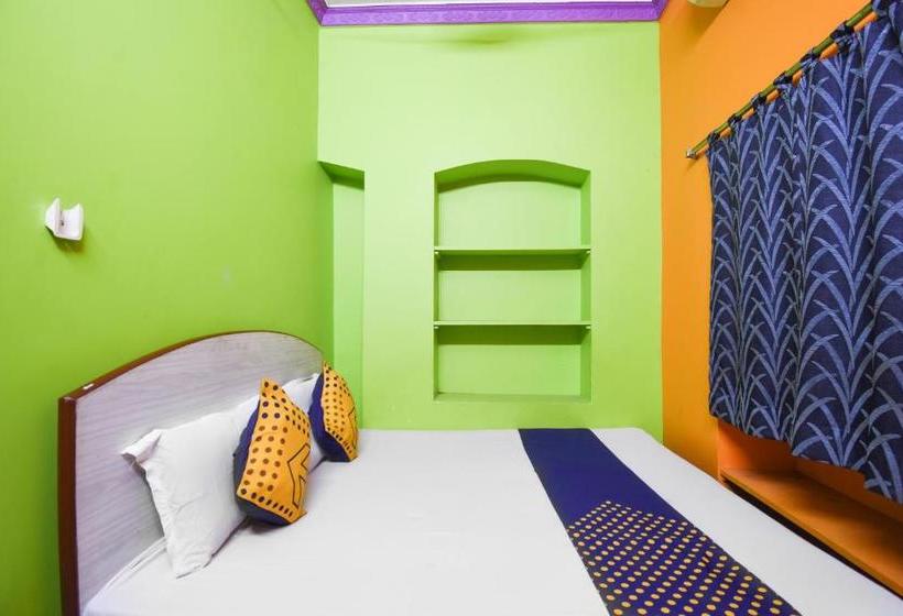 호텔 Spot On 67631 Maa Tara Guest House