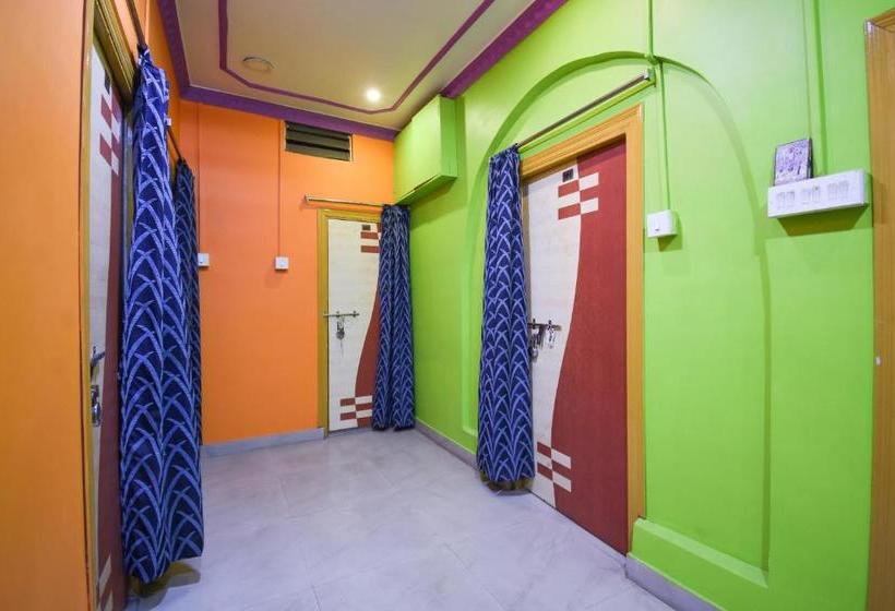 호텔 Spot On 67631 Maa Tara Guest House