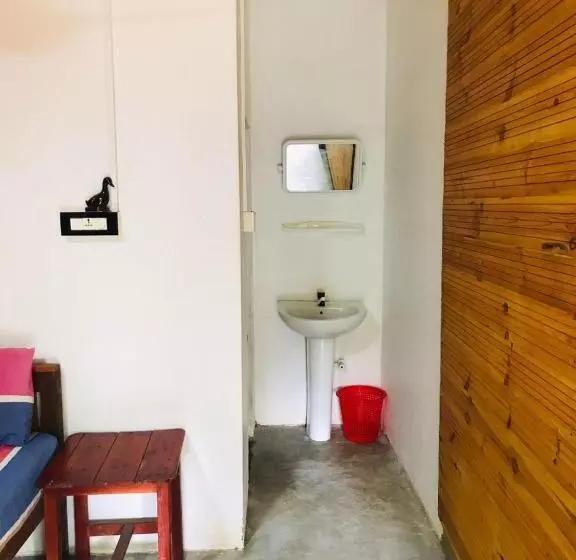 Walkers Hostel