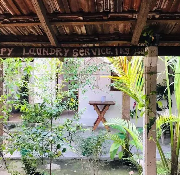 Walkers Hostel