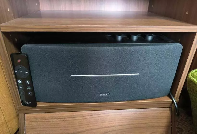 Retkeilymaja Other Side House