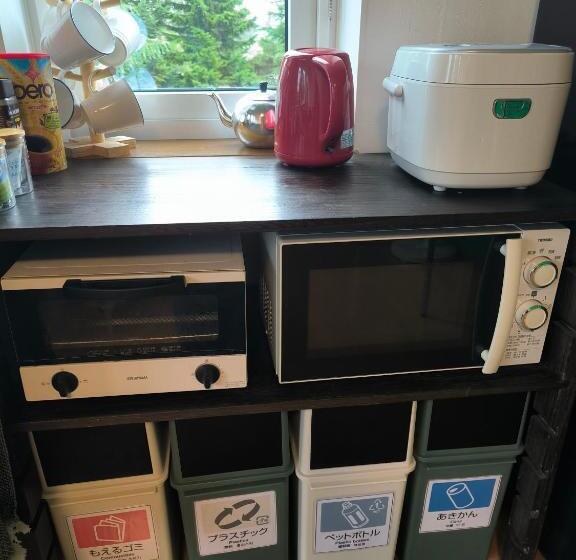 Общежитие Other Side House