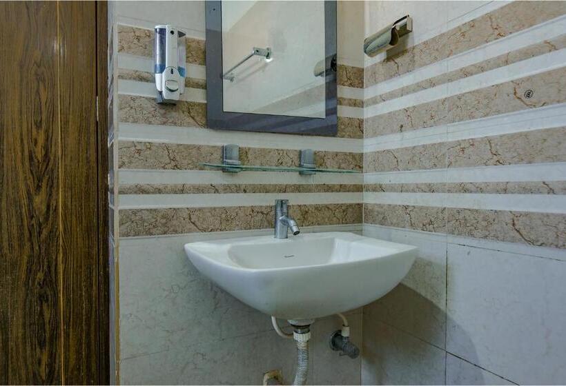 Hôtel Fabexpress Crystal Stay