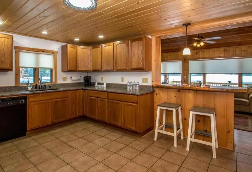 Presidential Mountain Resort