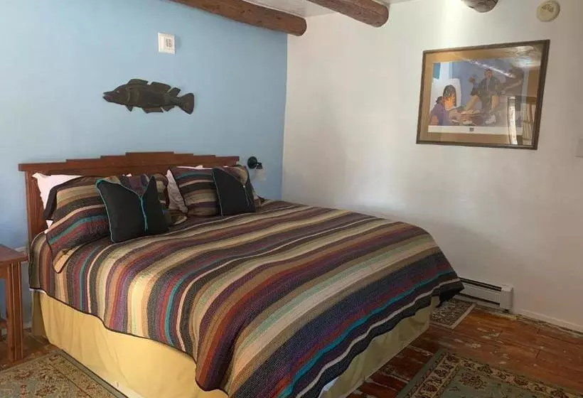 Отель Blue Sky Retreat At San Geronimo Lodge