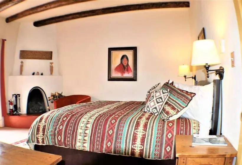 Отель Blue Sky Retreat At San Geronimo Lodge