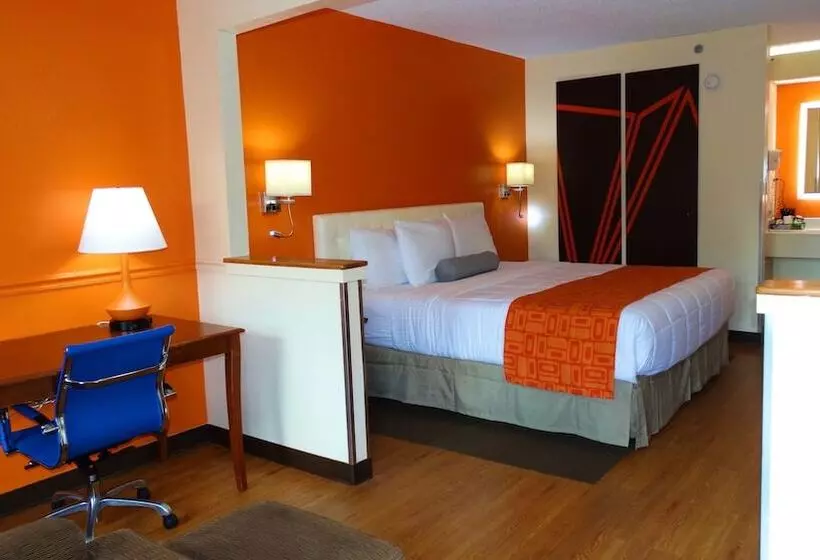 Отель Howard Johnson By Wyndham Savannah Ga