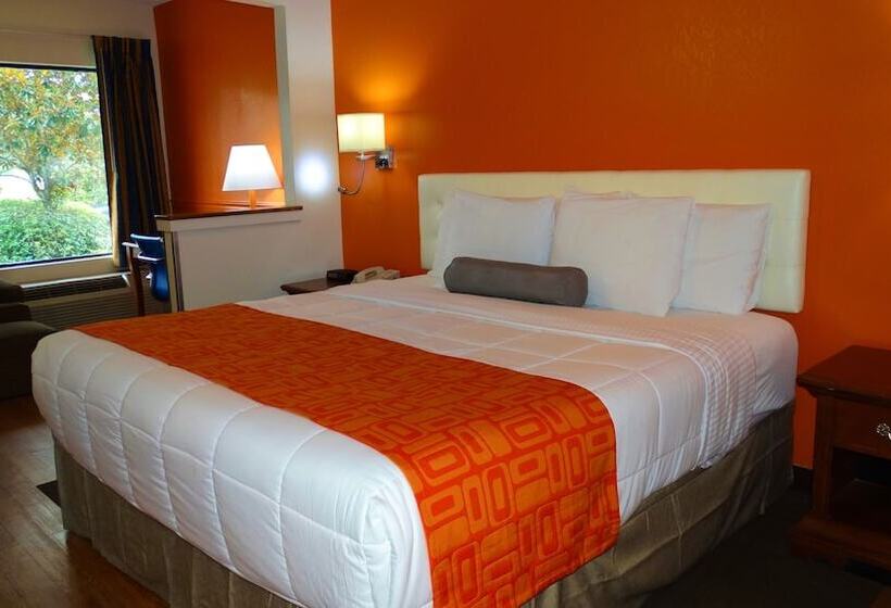 Hotel Howard Johnson By Wyndham Savannah Ga