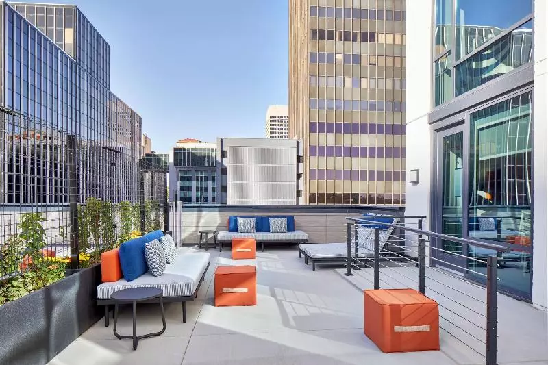 בית מלון כפרי Le Méridien St. Louis Clayton