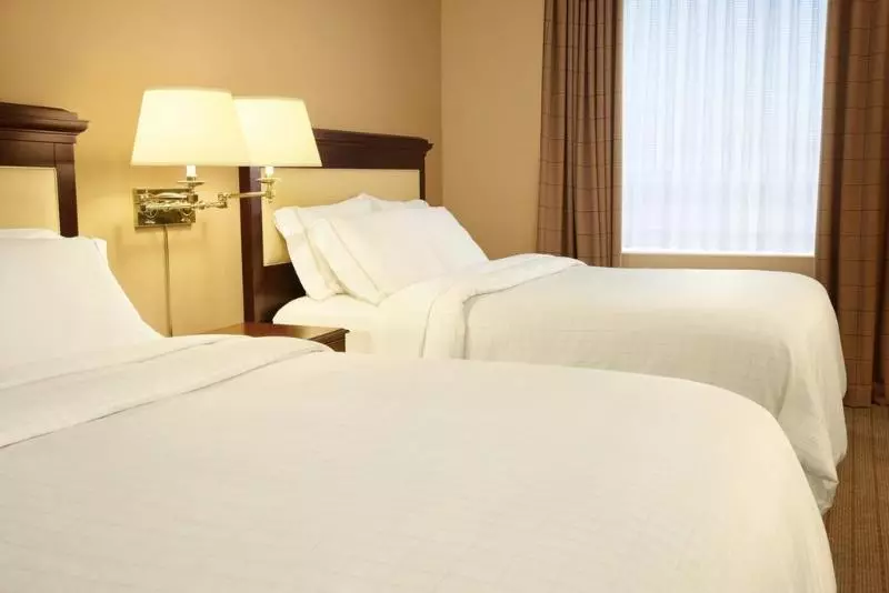 בית מלון כפרי Le Méridien St. Louis Clayton