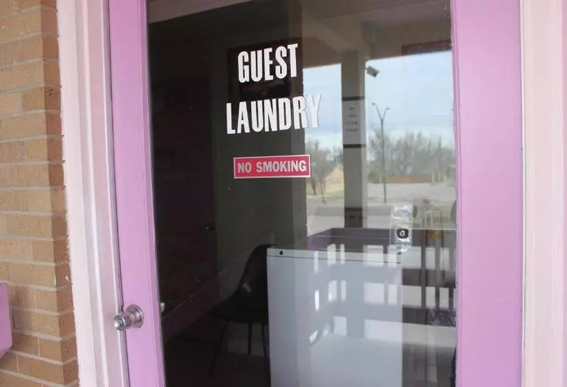 Отель Safari Inn