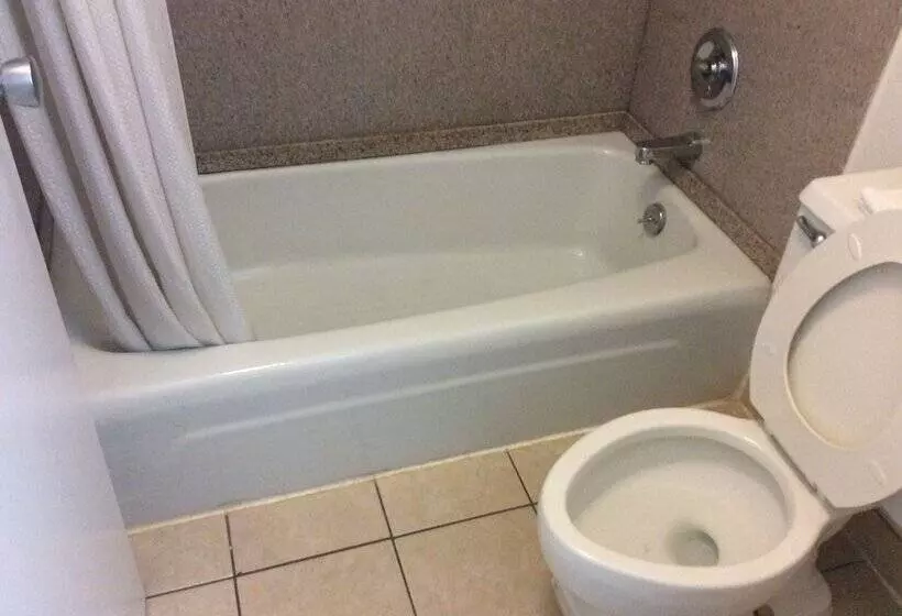 בית מלון כפרי San Augustine Inn