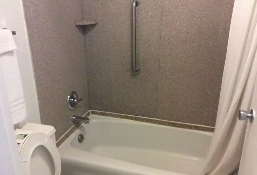 בית מלון כפרי San Augustine Inn