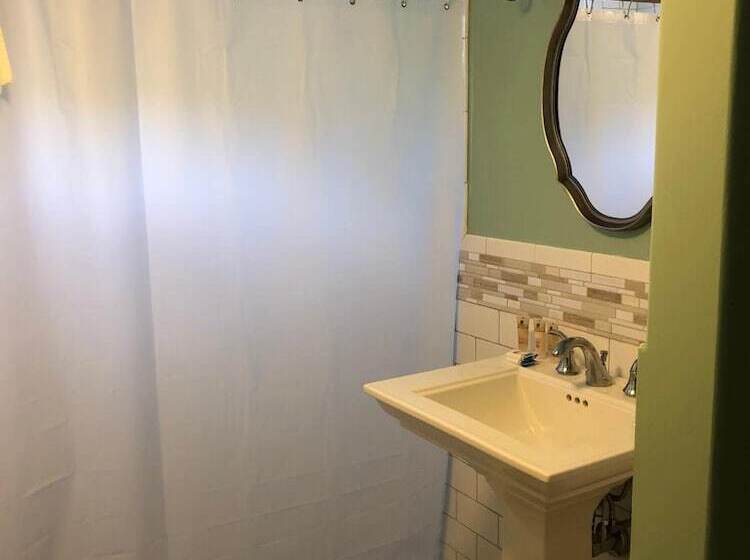 Otel Sands Of Time Motor Inn & Harbor House