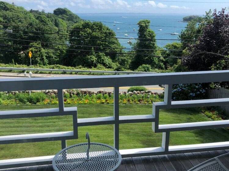 Otel Sands Of Time Motor Inn & Harbor House