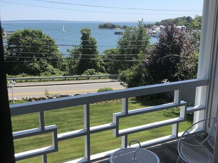 Otel Sands Of Time Motor Inn & Harbor House