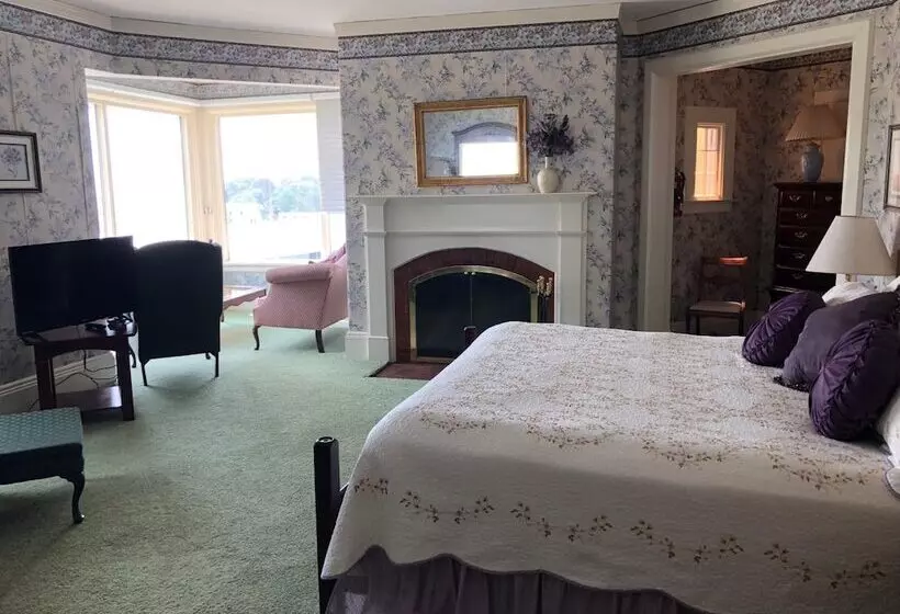 Отель Sands Of Time Motor Inn & Harbor House