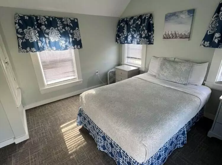 בית מלון כפרי Sea Latch Inn