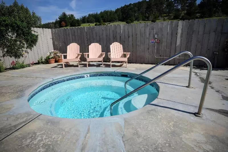 Отель Sea Otter Inn