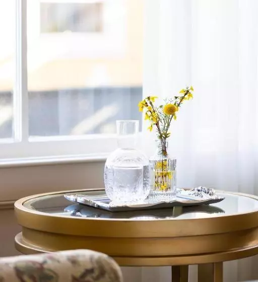 Отель Seven Gables Inn On Monterey Bay, A Kirkwood Collection