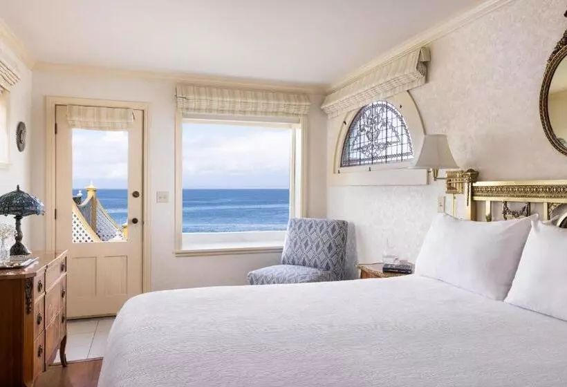 Отель Seven Gables Inn On Monterey Bay, A Kirkwood Collection