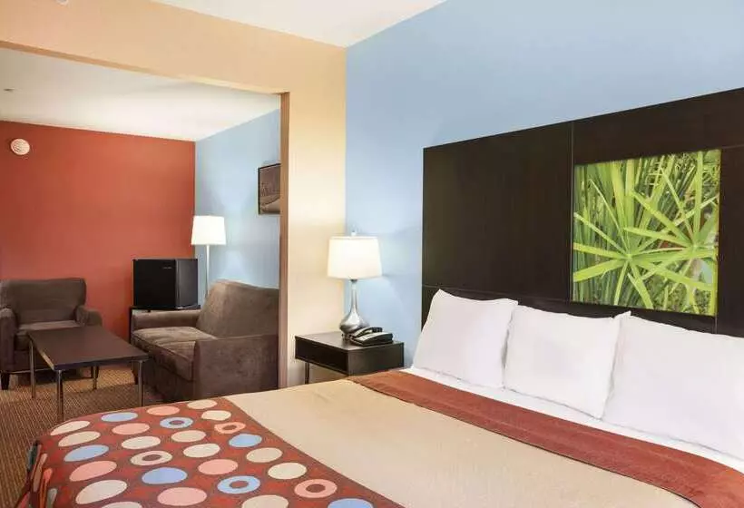 هتل Super 8 By Wyndham Pennsville/wilmington