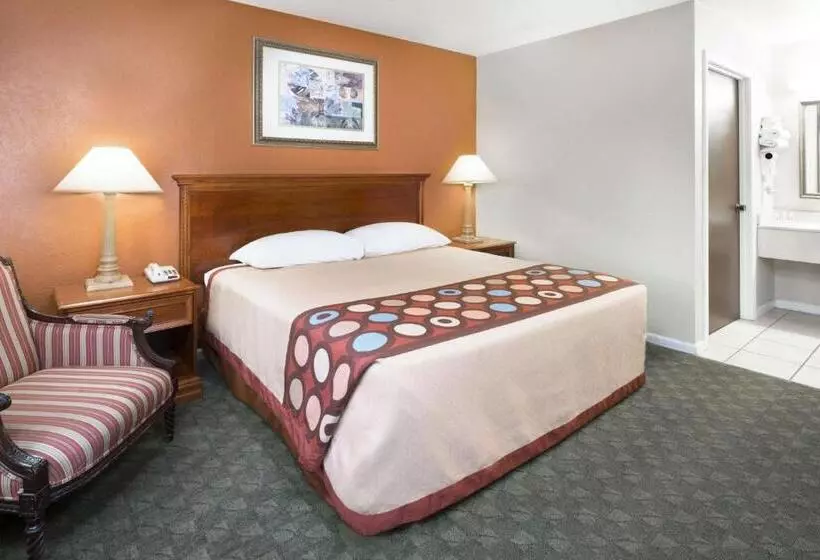 ホテル Super 8 By Wyndham Taylorville Il