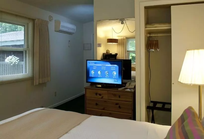 בית מלון כפרי The Shallows Resort