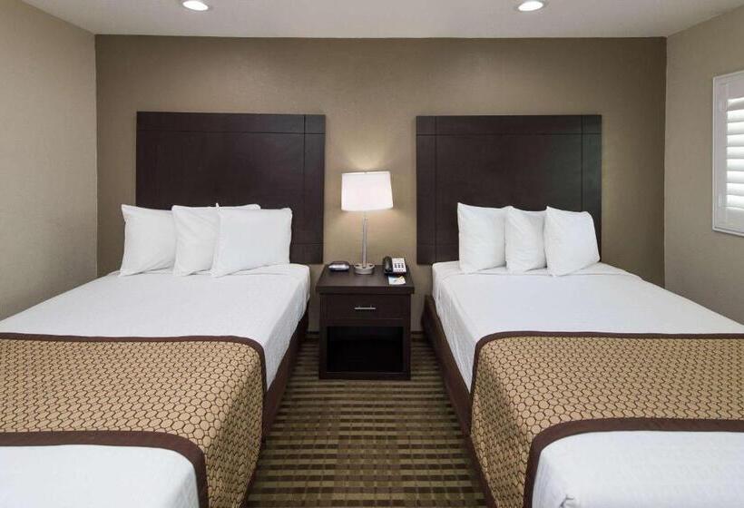 汽车旅馆 Days Inn By Wyndham El Centro