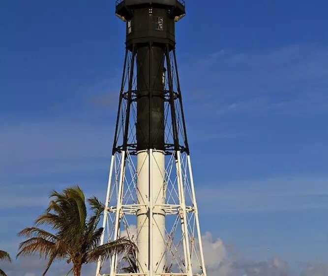 Курорт Club Wyndham Santa Barbara