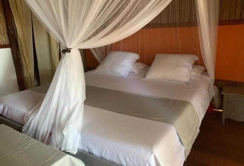 پانسیون La Case